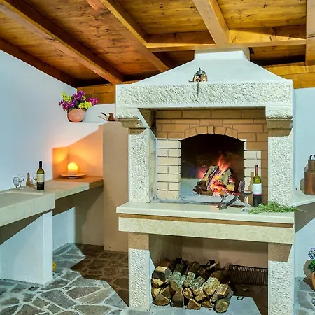 1519 Villa *
