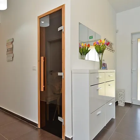 1519 Villa *